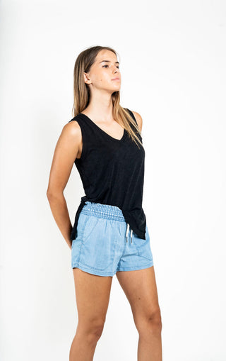Maves Shorts